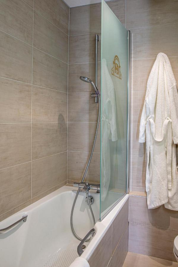 Best Western Grand Hotel De Bordeaux Aurillac Ngoại thất bức ảnh