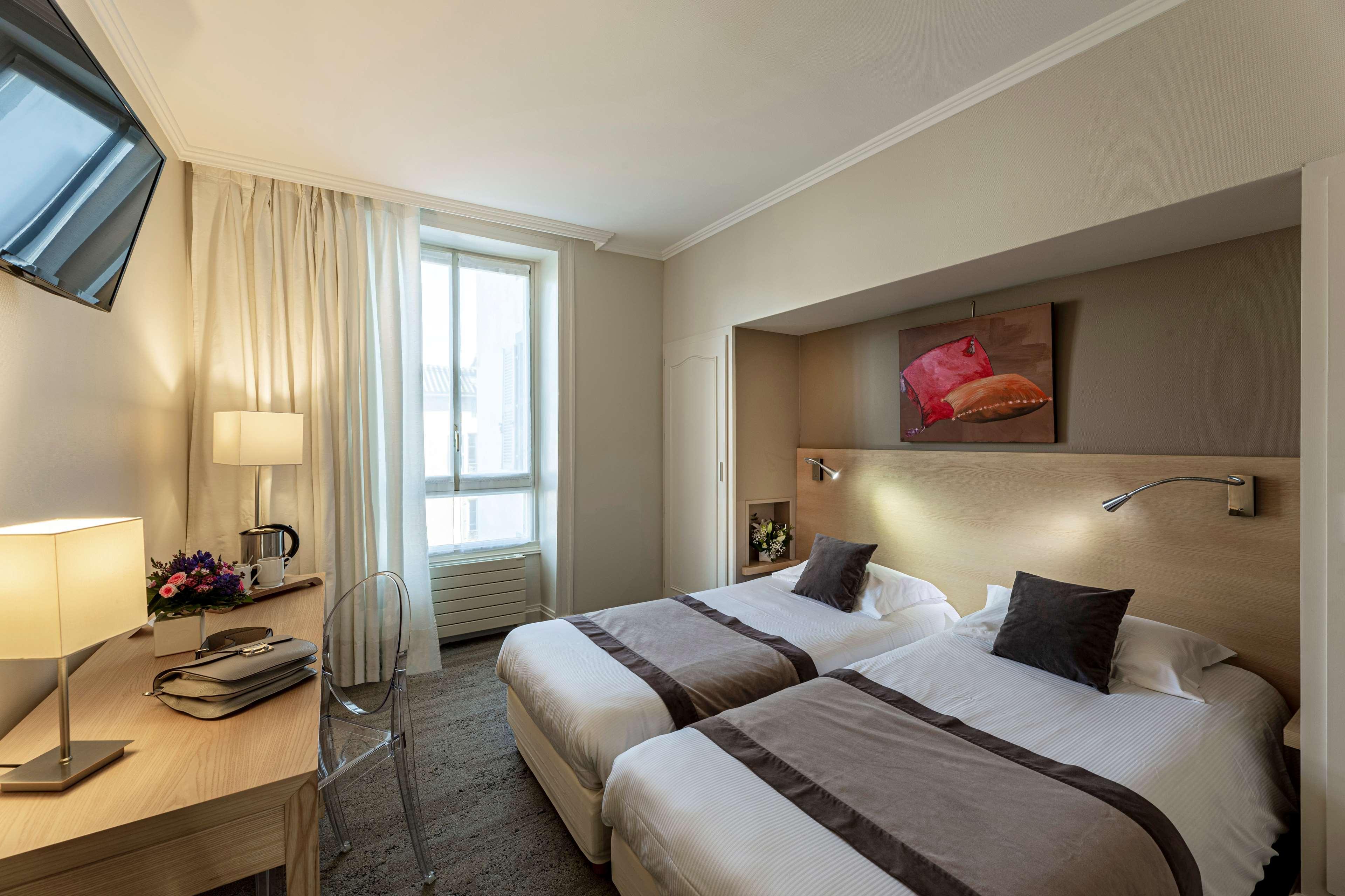 Best Western Grand Hotel De Bordeaux Aurillac Ngoại thất bức ảnh
