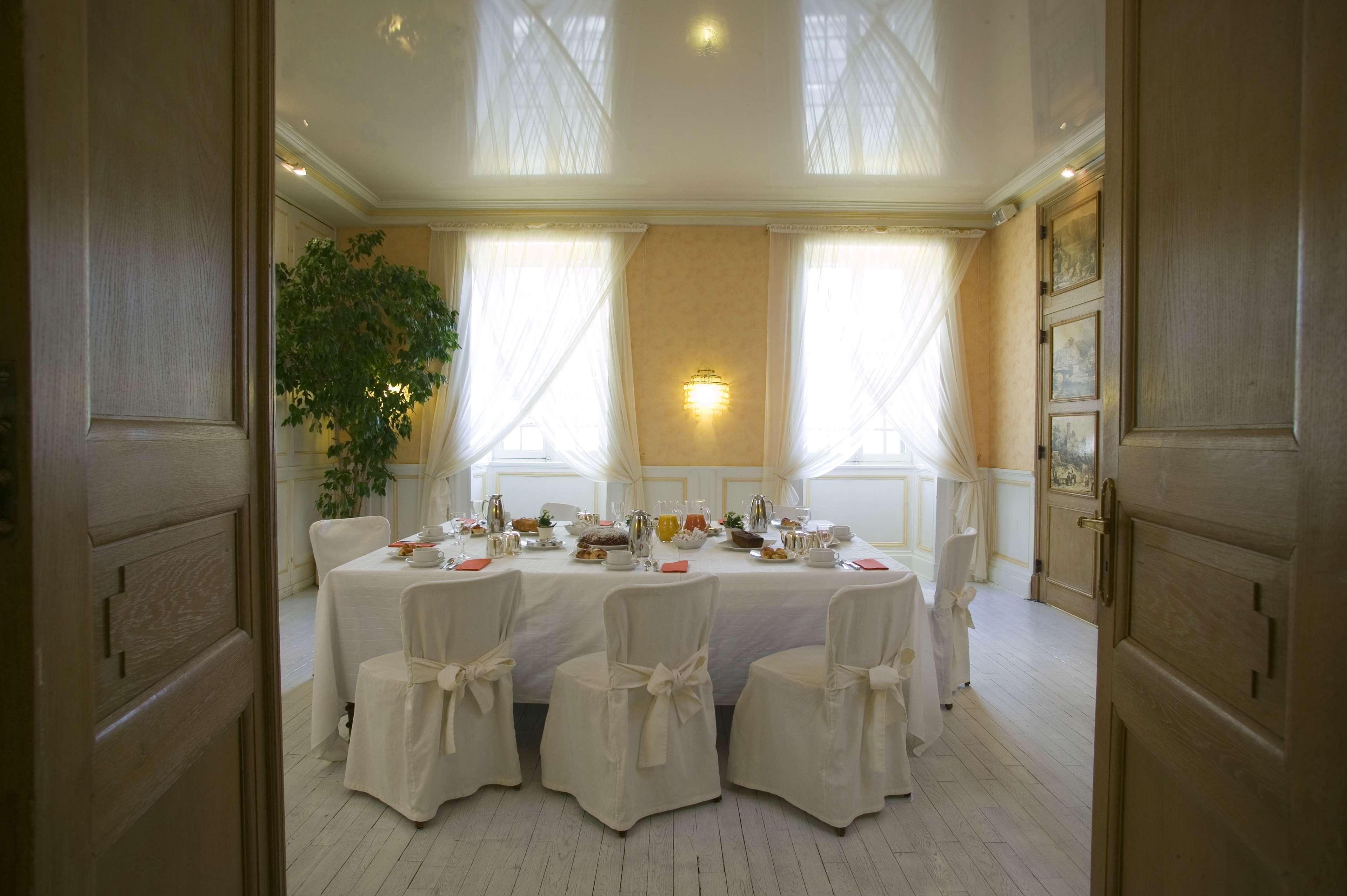 Best Western Grand Hotel De Bordeaux Aurillac Ngoại thất bức ảnh