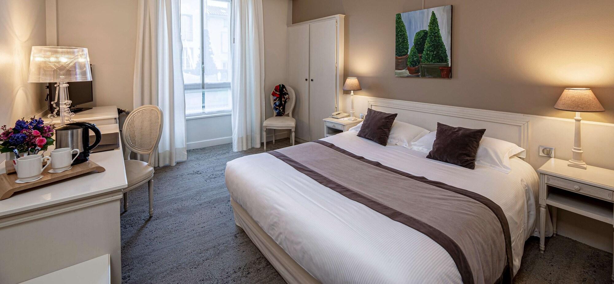 Best Western Grand Hotel De Bordeaux Aurillac Ngoại thất bức ảnh